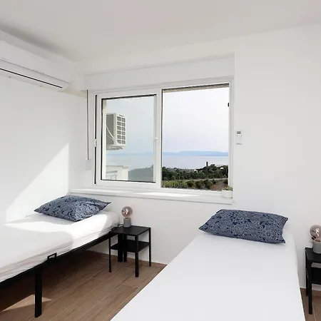 Modern Flat شقة غييكا
