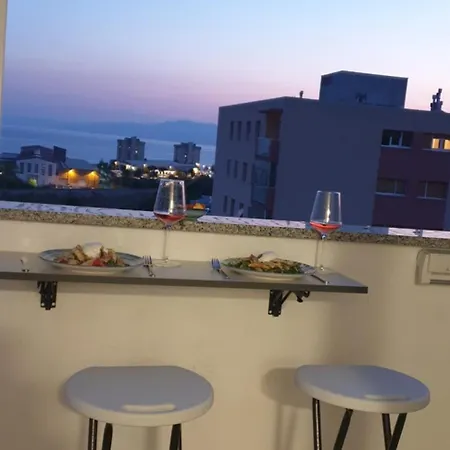 Modern Flat *